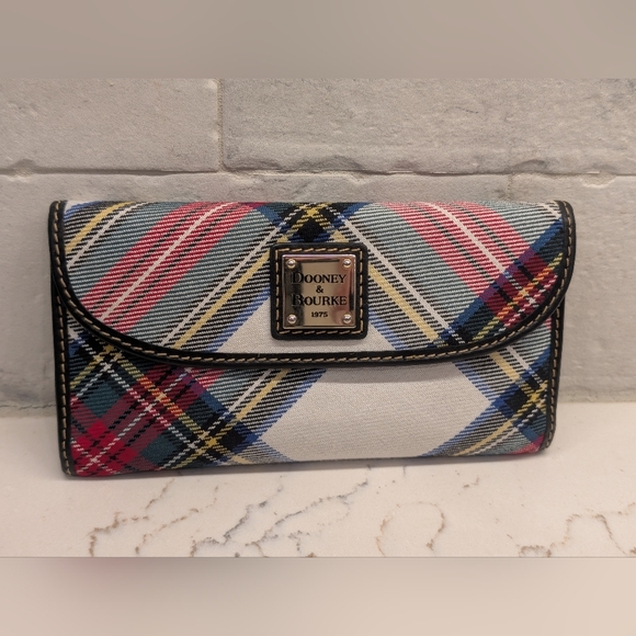 Dooney & Bourke Tartan Continental Clutch/Wallet - GUC Multicolor 7x4 Inches - Picture 1 of 14